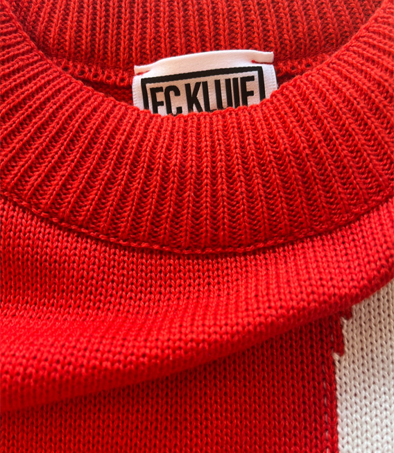 Nummer 9 trui - Rood Nummer 9 trui - Rood