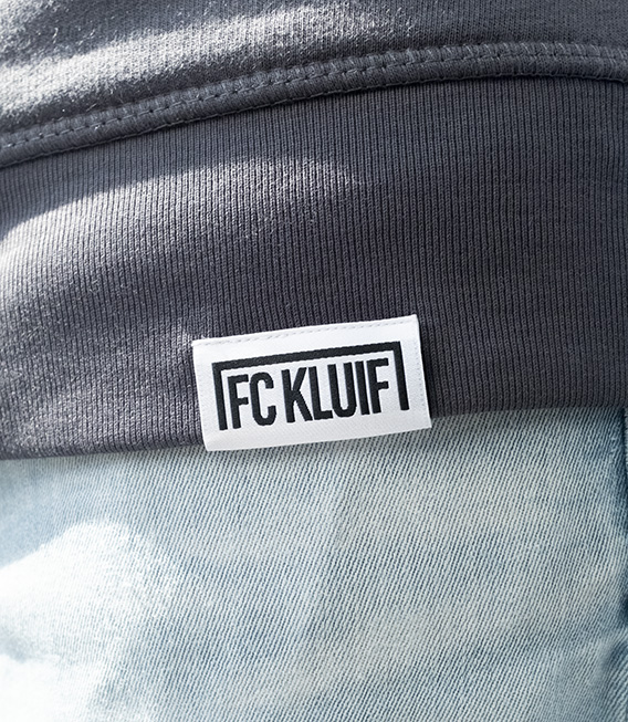 hoodie-antraciet-onderlabel_1